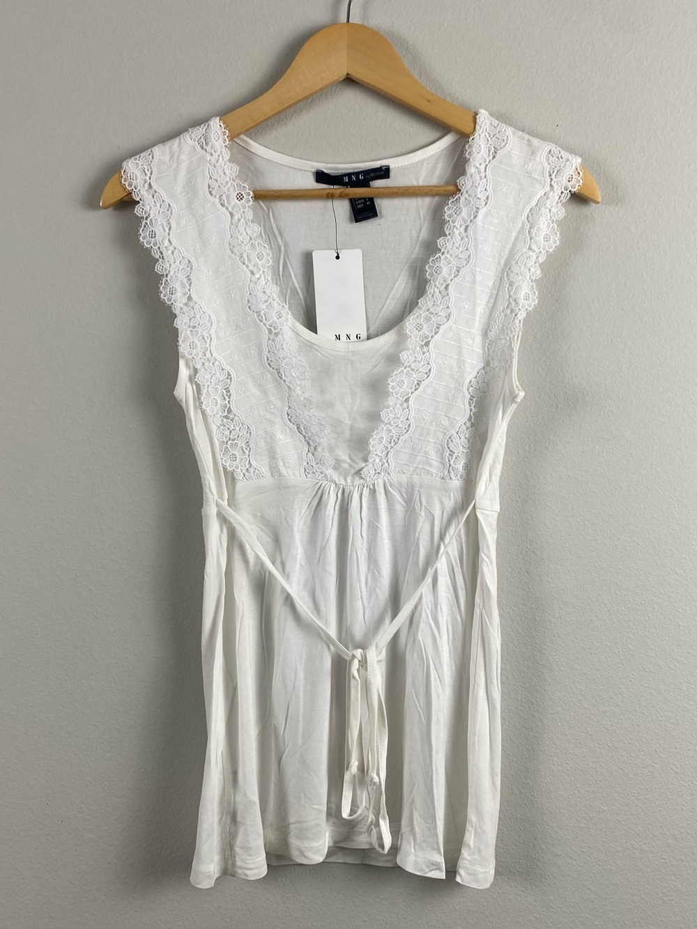 Mango MNG Floral Lace Embroidered Babydoll Blouson Softy Top | Tie Front | White